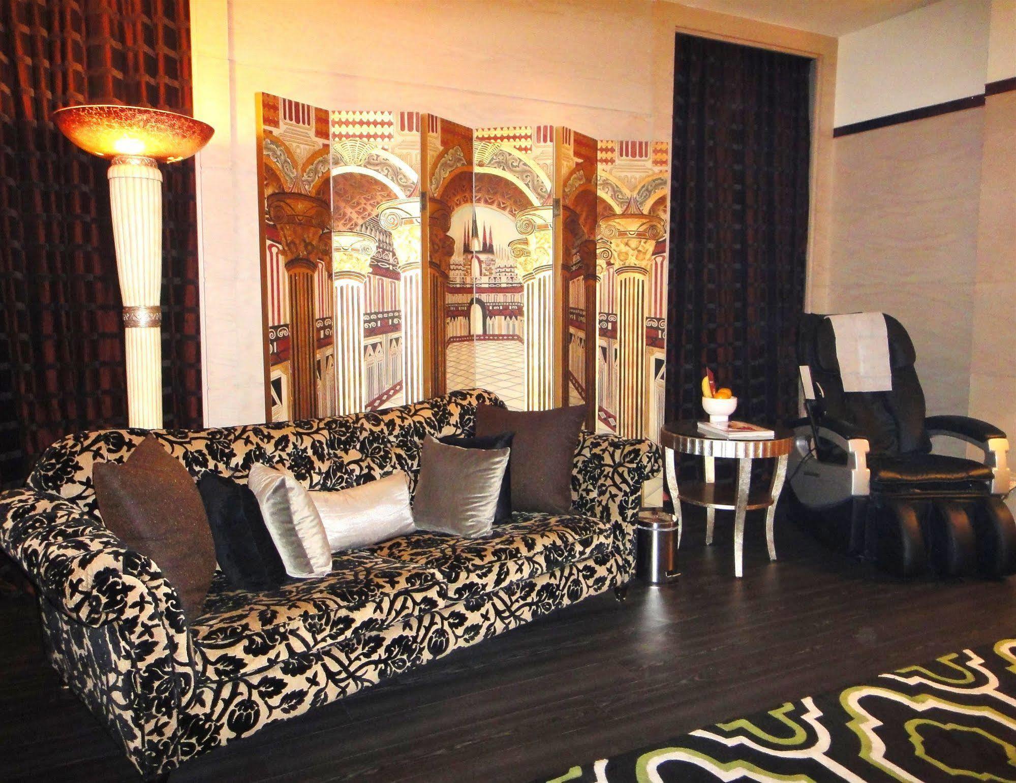 Sunshine Motel Тайчжун Экстерьер фото